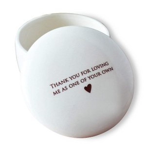 Stepmom Wedding Gift, Stepmother Wedding Gift, Stepmother Birthday Gift – Keepsake Box – Thank you for loving me as one of your own Stepmom Wedding Gift, Stepmother Wedding Gift, Stepmother Birthday Gift – Keepsake Box – Thank you for loving me as one of your own