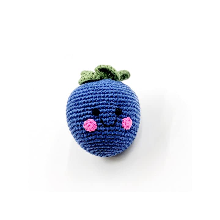 Pebble  Sonajero de arándanos hecho a mano  Crochet  Comercio Justo  Simulación  Juego imaginativo  Bosques  Sonajero  Lavable a máquina