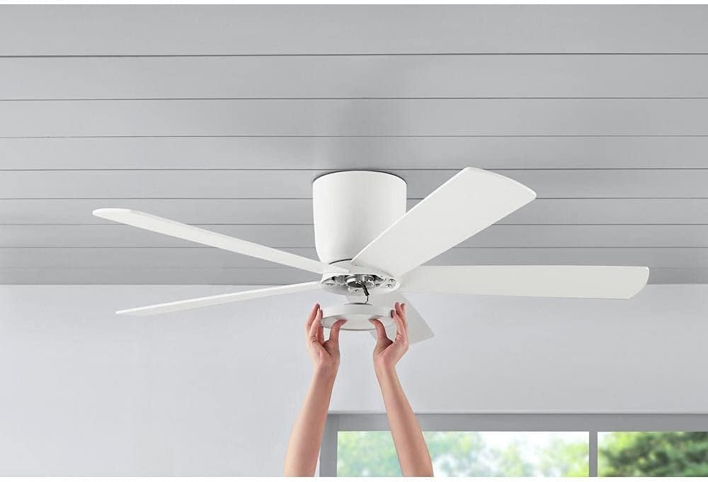 Collection Britton SW19110 MWH – Ventilador de techo LED integrado de 52 pulgadas con kit de luces y mando a distancia, color blanco mate
