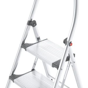 Hailo LivingStep Comfort Plus  Escalera plegable de aluminio  Dos escalones extra grandes  Escalera con barra de seguridad alta curva y bandeja de Hailo LivingStep Comfort Plus  Escalera plegable de aluminio  Dos escalones extra grandes  Escalera con barra de seguridad alta curva y bandeja de