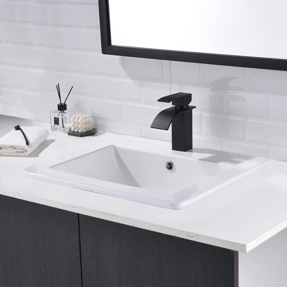 Fregadero de baño de 21 x 18 pulgadas, rectangular, color blanco, de porcelana, de cerámica, con grifo negro y desagüe desplegable