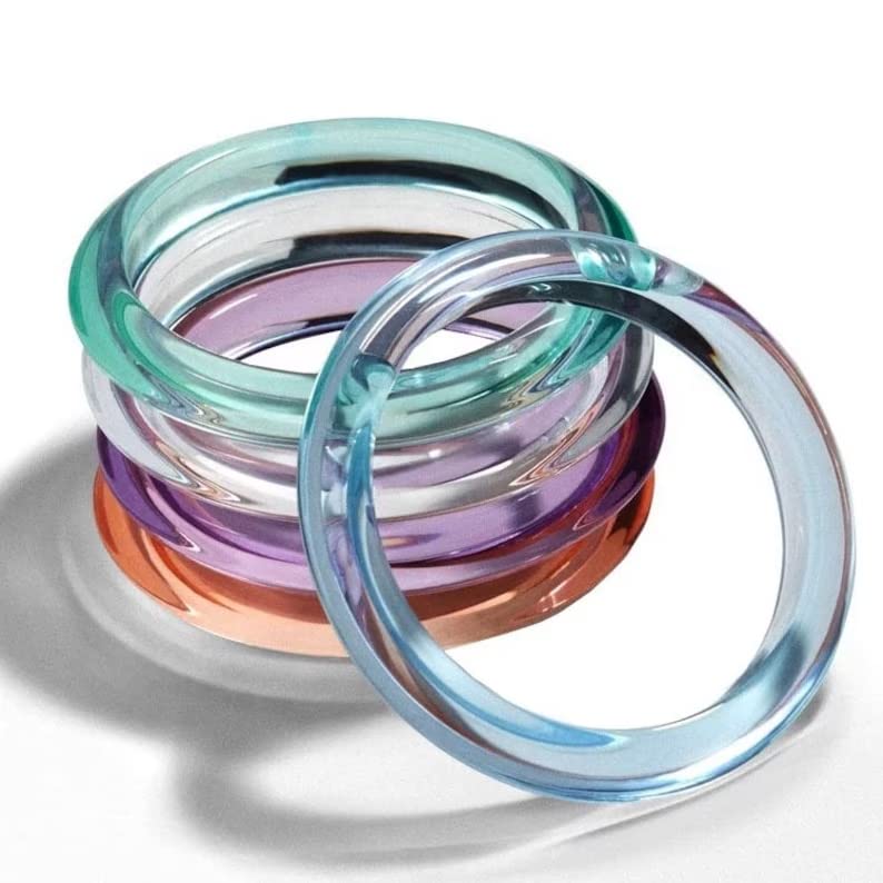 Resin Bangle – Acrylic Bracelet – Transparent With A Hint of Color (Purple)