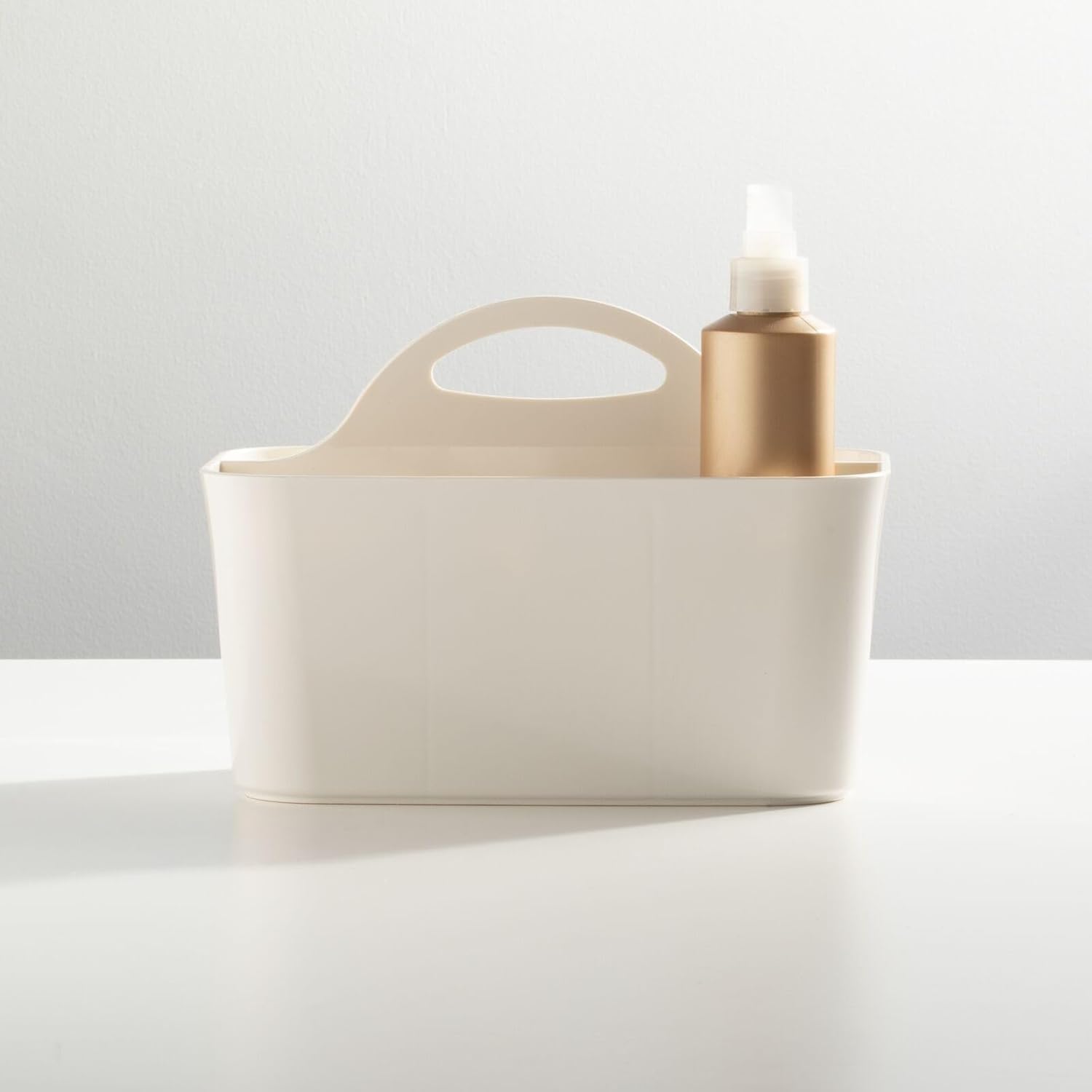 Organizador de plástico portátil de mDesign, cesta dividida, asa para baño, dormitorio, jabón de manos, lavado corporal, champú, acondicionador,