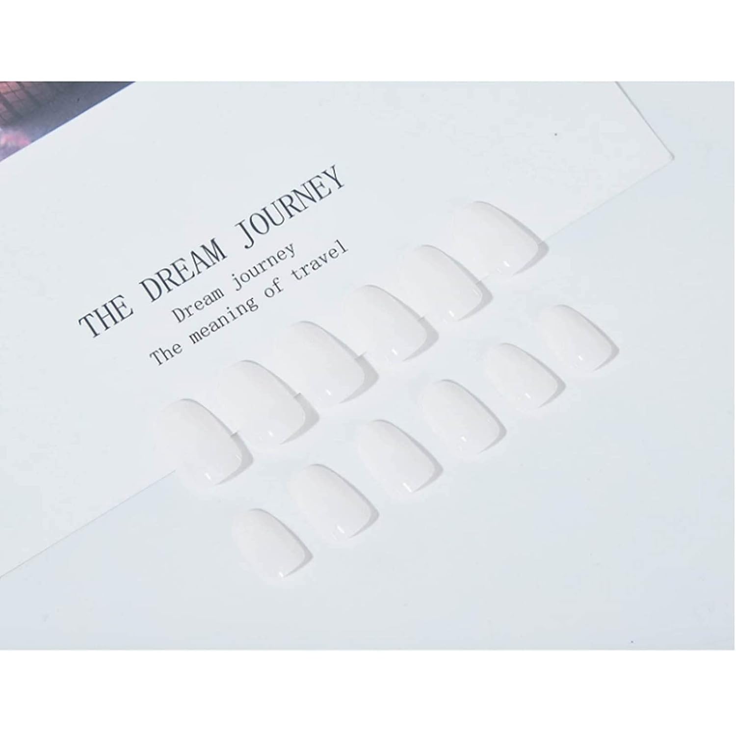 Hkanlre Uñas postizas cortas a presión, color blanco almendra, uñas postizas acrílicas brillantes, uñas degradadas de cobertura completa para