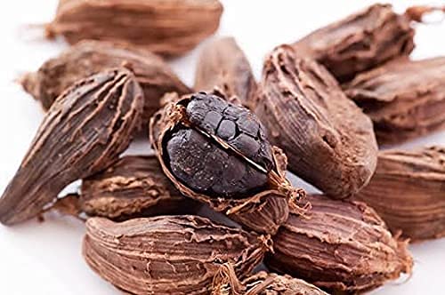 Desi Kitchen Jumbo Black Cardamomo Pods 1.6oz (45gm) Natural  Sin conservantes  Sin aditivos  Sin agentes  Sin irradiación  Con NUESTRA GARANTÍA DE