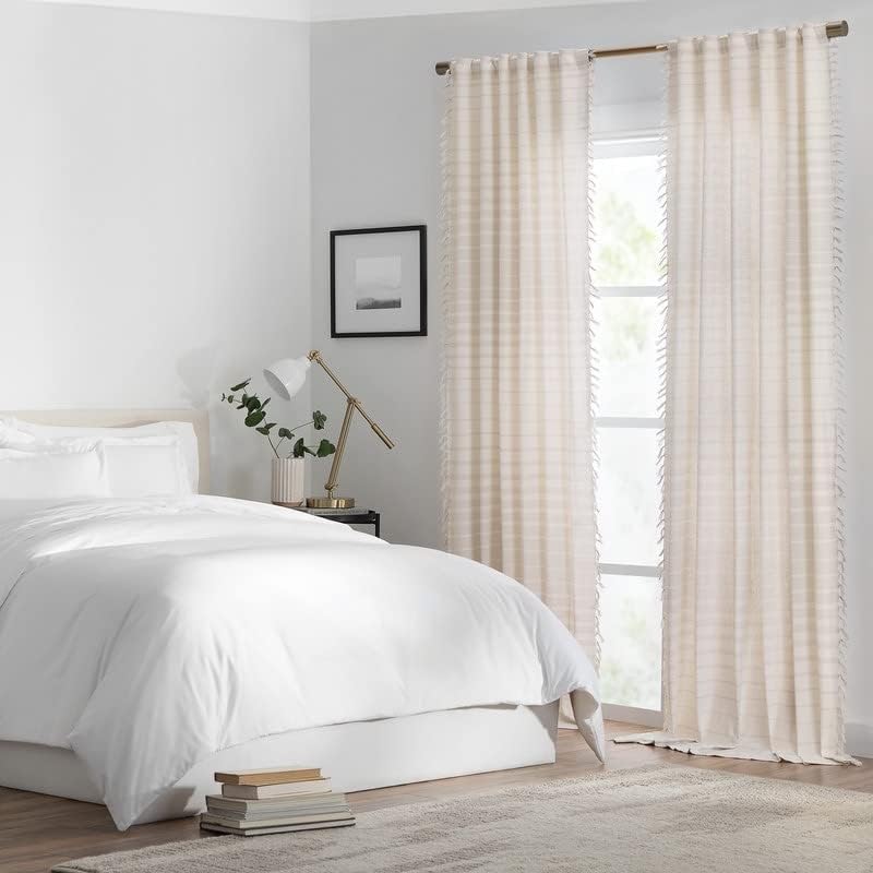 Mercantile Amari – Cortina de ventana con bolsillo para cortinero y filtro de luz a rayas para sala de estar (1 panel), 50 x 63 pulgadas, color azul