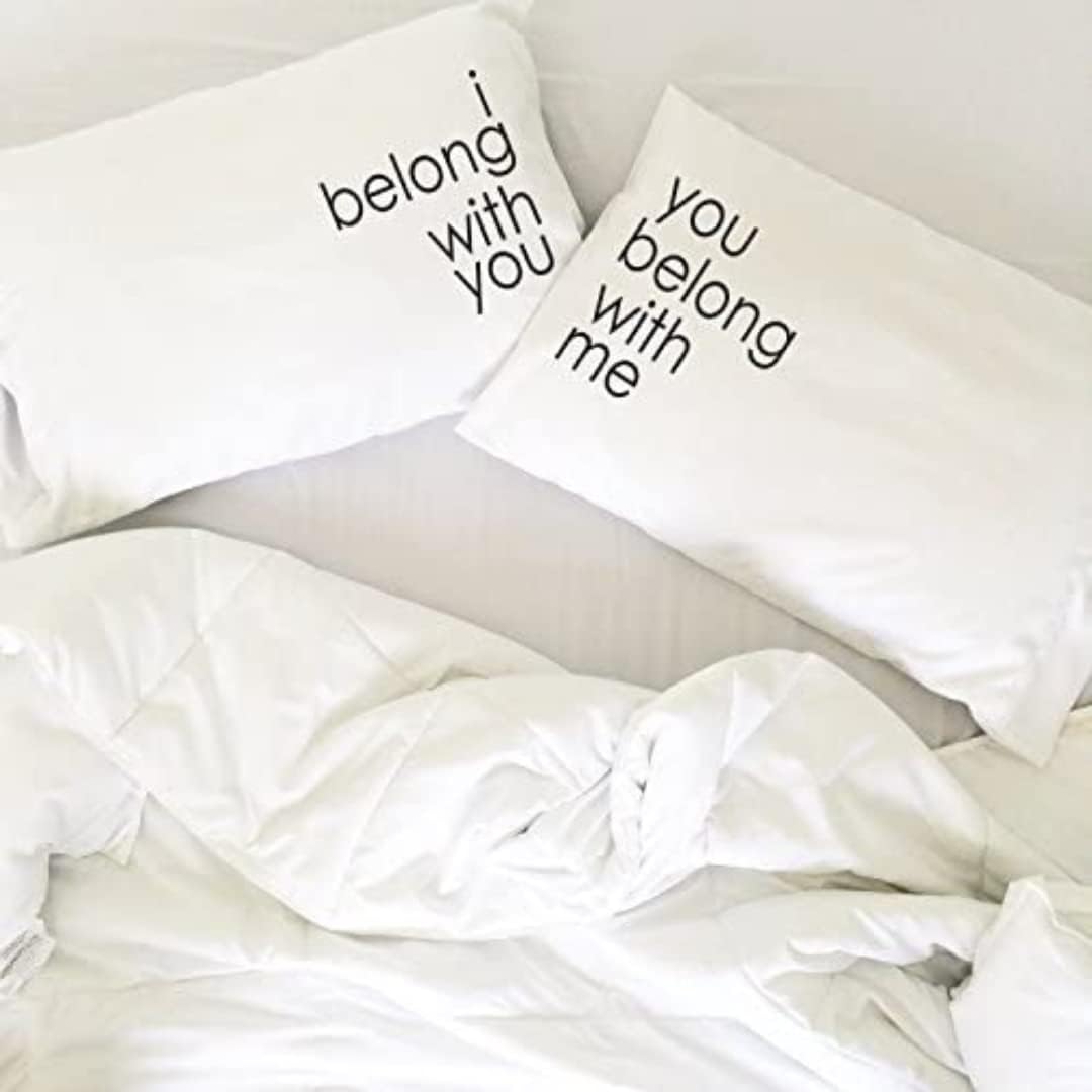 Oh, Susannah Fundas de almohada con texto en inglés “I Belong with You, You Belong with Me”, regalos de boda para parejas, él y ella (2 fundas de