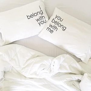Oh, Susannah Fundas de almohada con texto en inglés “I Belong with You, You Belong with Me”, regalos de boda para parejas, él y ella (2 fundas de Oh, Susannah Fundas de almohada con texto en inglés “I Belong with You, You Belong with Me”, regalos de boda para parejas, él y ella (2 fundas de