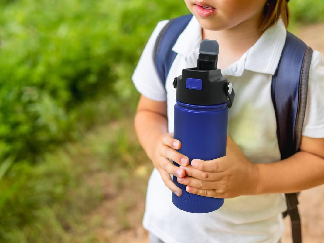 Hydraflow Botella de agua híbrida para niños con tapa abatible con popote y bota, botella de agua aislada al vacío de triple pared (14 onzas, azul