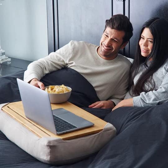 Yogibo Traybo Pro – Escritorio de regazo para laptop con cojín y almohada para dormir, bandeja superior de bambú con estación de trabajo para