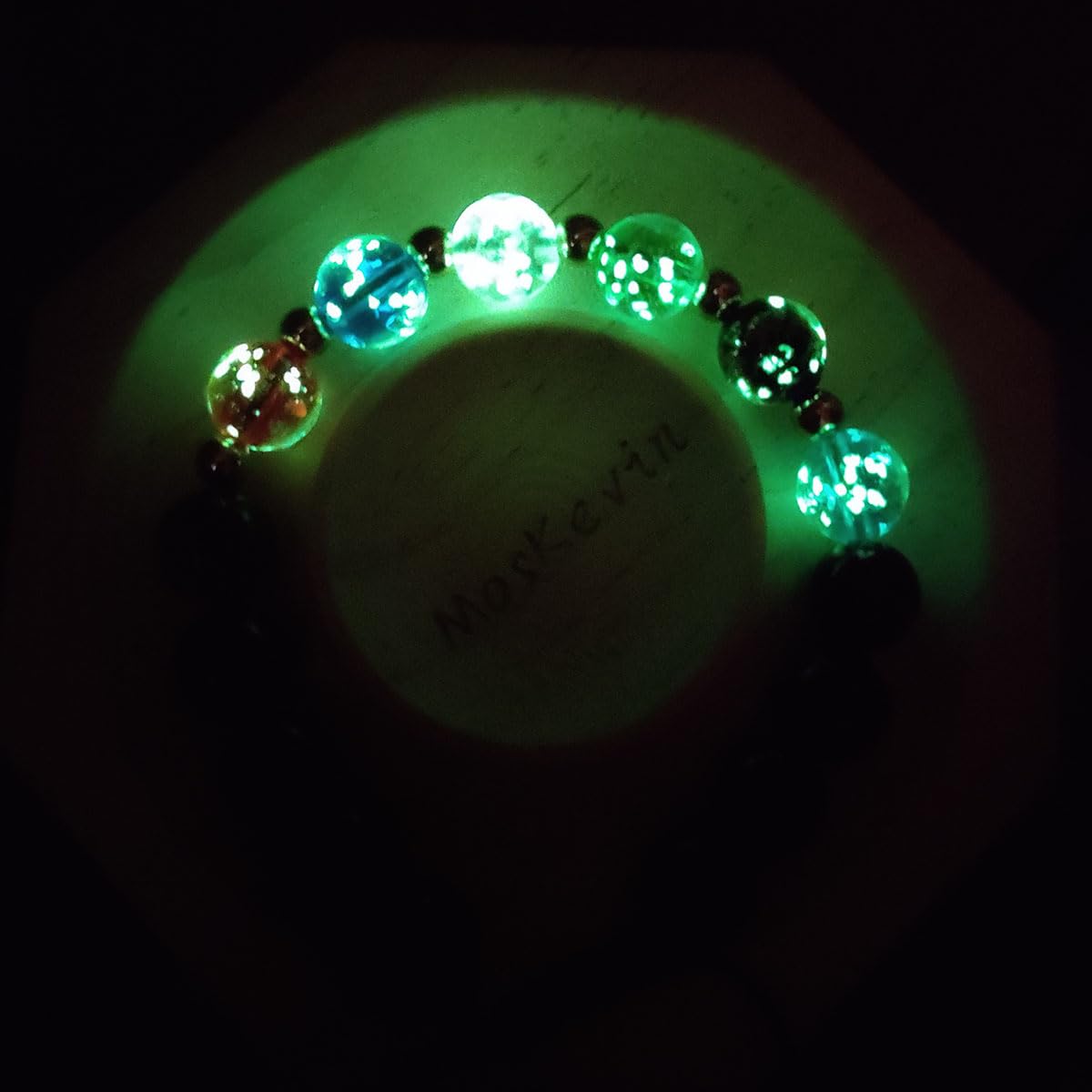 Luminous glass bead healing crystal luminous beaded bracelet (Glow in the dark bracelet)