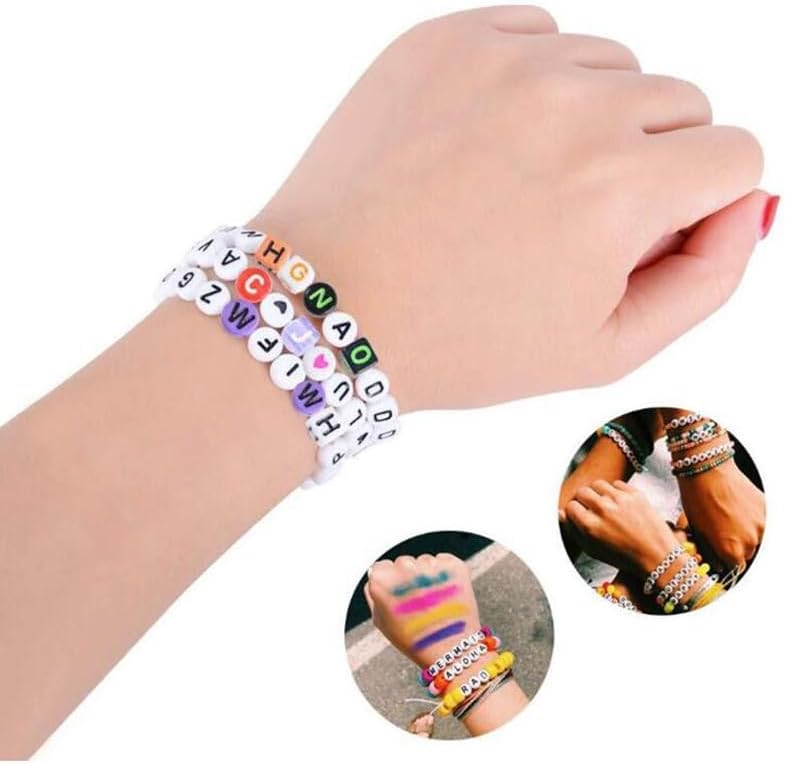 CYEENUT – 600 cuentas de letras vocales de colores, cuentas de letras redondas de 0.157 x 0.315 pulgadas, cuentas del alfabeto, pulseras de amistad,