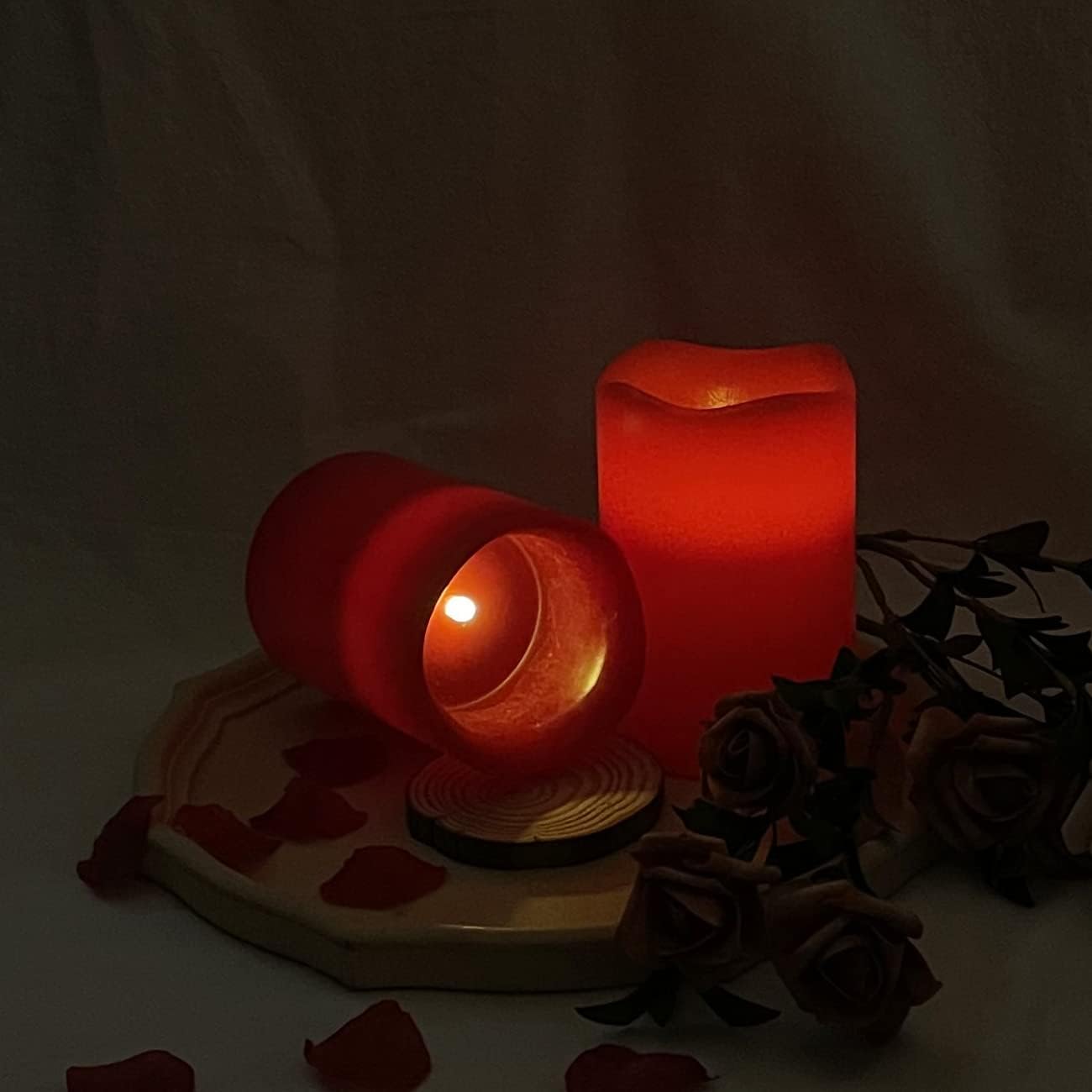 Vela sin llama, color rojo, 2 velas LED (4 x 6 pulgadas), hechas de cera real, vela parpadeante, con control remoto de 10 teclas