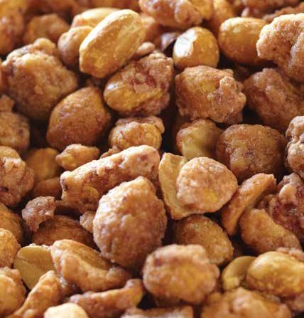 It’s Delish – Cacahuetes cubiertos de caramelo con sabor a canela, 3 libras de nueces a granel  Snacks de maní crujientes y dulces recubiertos de