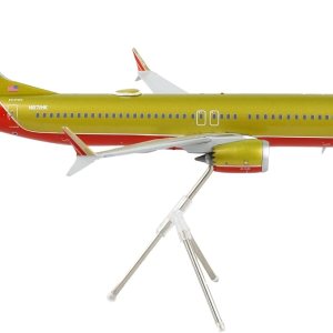 GeminiJets G2SWA1216 Southwest Airlines Boeing 737 MAX 8 Gold Retro Livery N871HK Escala 1200 GeminiJets G2SWA1216 Southwest Airlines Boeing 737 MAX 8 Gold Retro Livery N871HK Escala 1200
