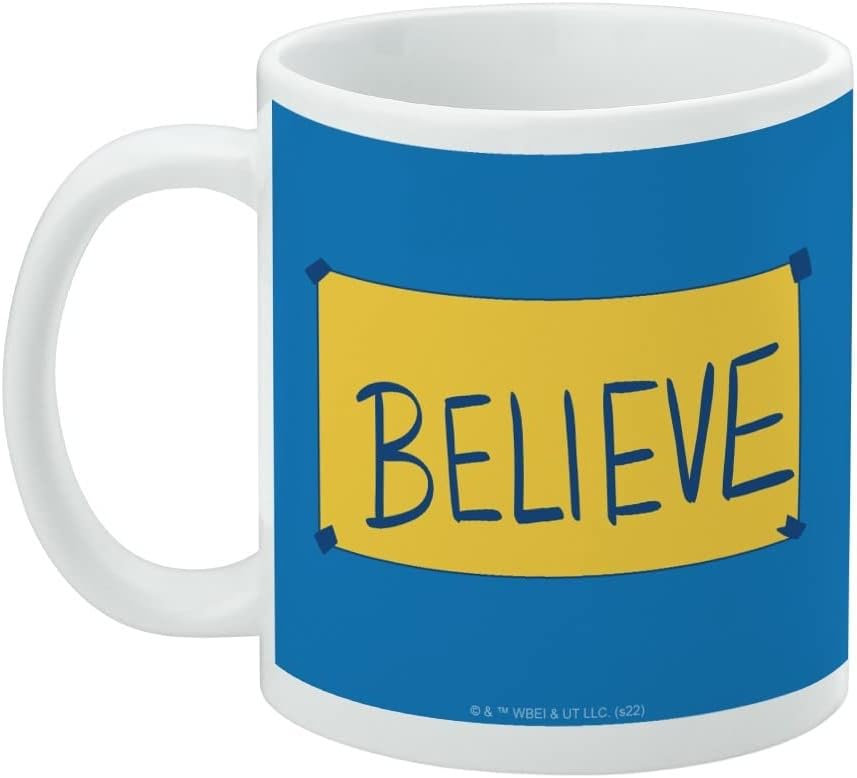 GRAPHICS & MORE Ted Lasso Believe – Taza de café de cerámica, tazas de regalo novedosas para café, té y bebidas calientes, 11 onzas, color blanco