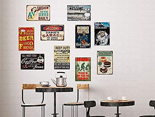 Cartel de metal retro divertido con texto en inglés “Everything There is A Season” para imprimir con versículo bíblico Eclesiastés 31, invierno,