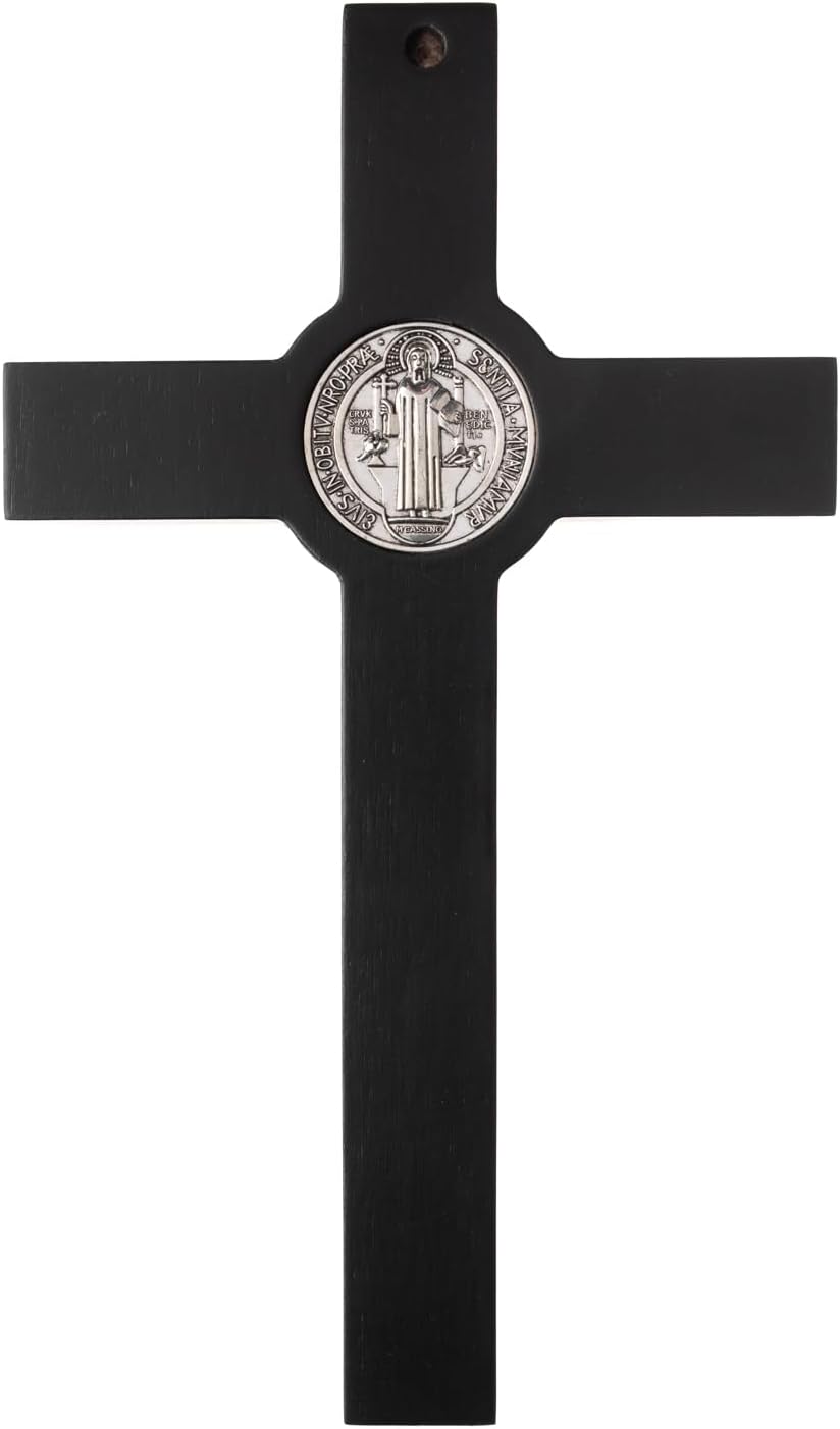 4Soul Crucifijo  Cruz de pared de San Benito  Decoración de cruz de madera de 8.7 pulgadas con medalla de Jesús y San Benito de color plateado  Arte