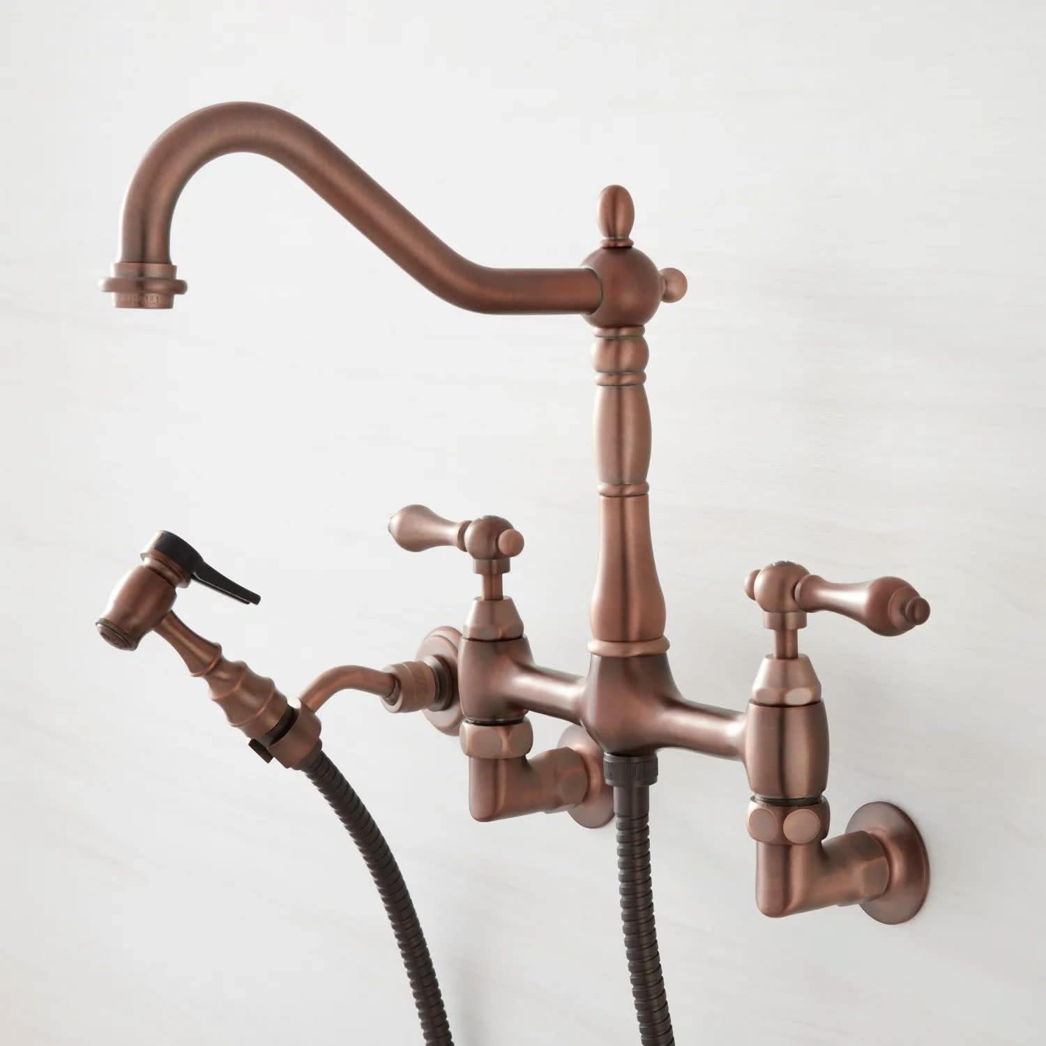 443091 Felicity Grifo de cocina de montaje en pared con rociador lateral
