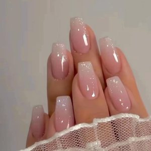 Uñas postizas rosadas a presión de longitud media, uñas postizas de ataúd con diseños de brillantina, uñas acrílicas nude, uñas con pegamento Uñas postizas rosadas a presión de longitud media, uñas postizas de ataúd con diseños de brillantina, uñas acrílicas nude, uñas con pegamento
