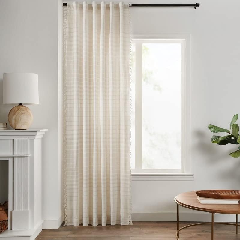 Mercantile Amari – Cortina de ventana con bolsillo para cortinero y filtro de luz a rayas para sala de estar (1 panel), 50 x 63 pulgadas, color azul