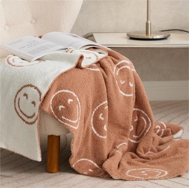 Manta de punto de microfibra esponjosa súper suave y bonita con cara sonriente, afelpada, ligera, ligera, para sofá y cama, 69 x 40 pulgadas (color