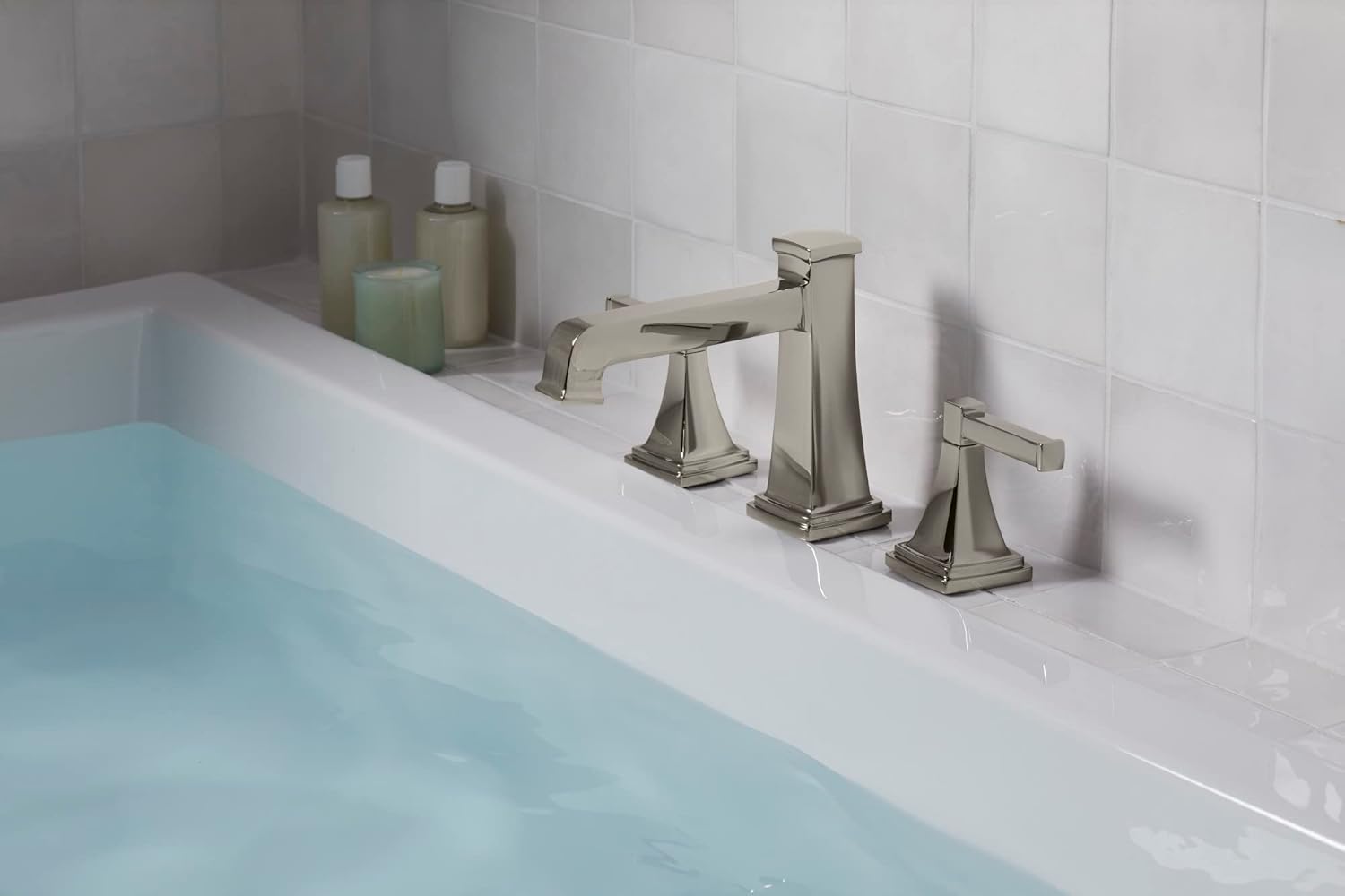 KOHLER T27405-4-BL Riff – Juego de grifo de baño para montaje en cubierta, juego de grifo de bañera con manijas de palanca, no desviador, negro mate