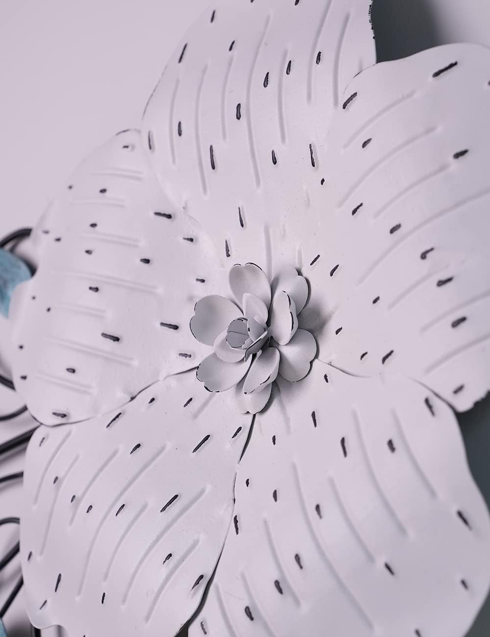 HONCOEN Decoración de pared de flores de metal, escultura de arte de pared 3D, regalos modernos para el hogar, manualidades en interiores, 34.6 x