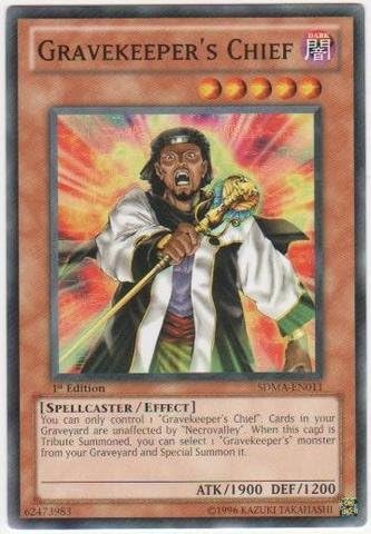 Yu-Gi-Oh! – Gravekeeper’s Chief (SDMA-EN011) – Baraja de estructura Marik – 1 Edición – Común