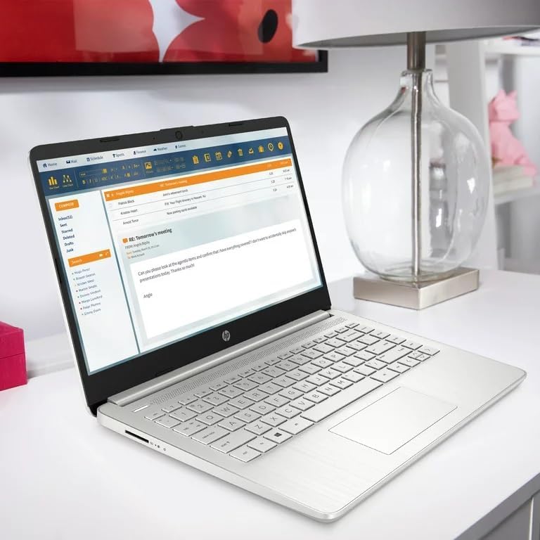 HP 14 Slim Laptop en Mistic Silver Ryzen 3 Dual Core hasta 3.5GHz 8GB RAM 128GB SSD 14in Full HD LCD Webcam WiFi HDMI Windows 11 (14-FQ – Renovado)