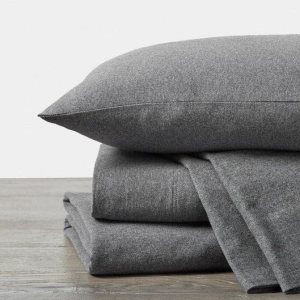 Rachel Anne Linens Juego de sábanas de algodón de 3 piezas, tamaño matrimonial, gris claro, sólido (matrimonial) Rachel Anne Linens Juego de sábanas de algodón de 3 piezas, tamaño matrimonial, gris claro, sólido (matrimonial)