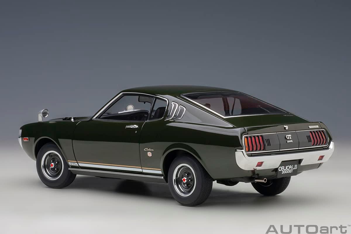 AUTOart 118 Celica Liftback 2000 GT 1973 Verde musgo 78768
