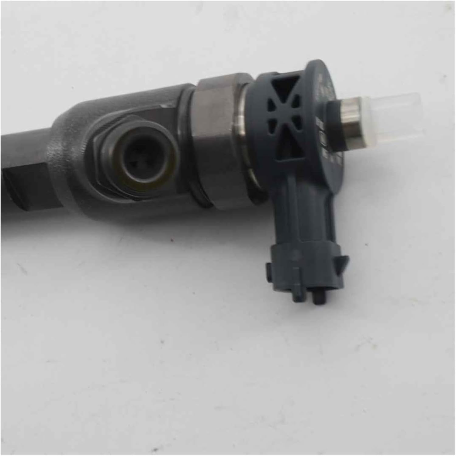 Fuel Injector Compatible For SAIC Compatible For MAXUS G10 1.9T 10169354 YND19TCL DIESEL