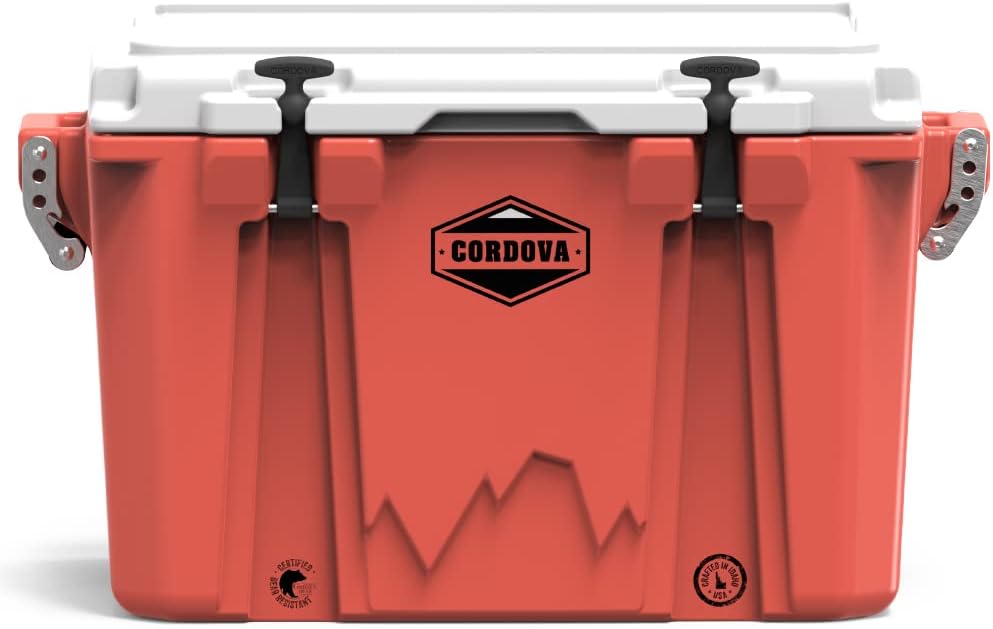 Cordova Outdoors Basecamp Class – Enfriador duro con aislamiento, rotomoldeado, fabricado en Estados Unidos