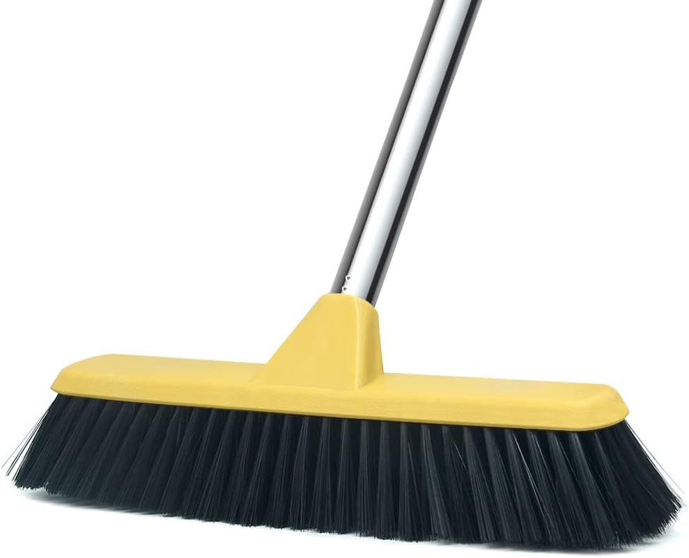 Escoba de empuje con mango largo, cepillo de piso de cerdas suaves de 47.6 pulgadas, escoba de 12.2 pulgadas de ancho para limpiar baño, cocina,