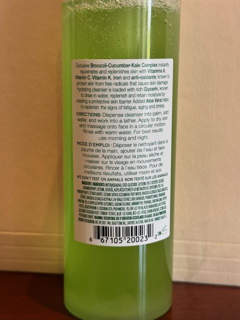 Earth To Skin Super Greens Limpiador facial nutritivo, enriquecido con vitaminas, lavado facial diario para todo tipo de piel (4.7 onzas líquidas)