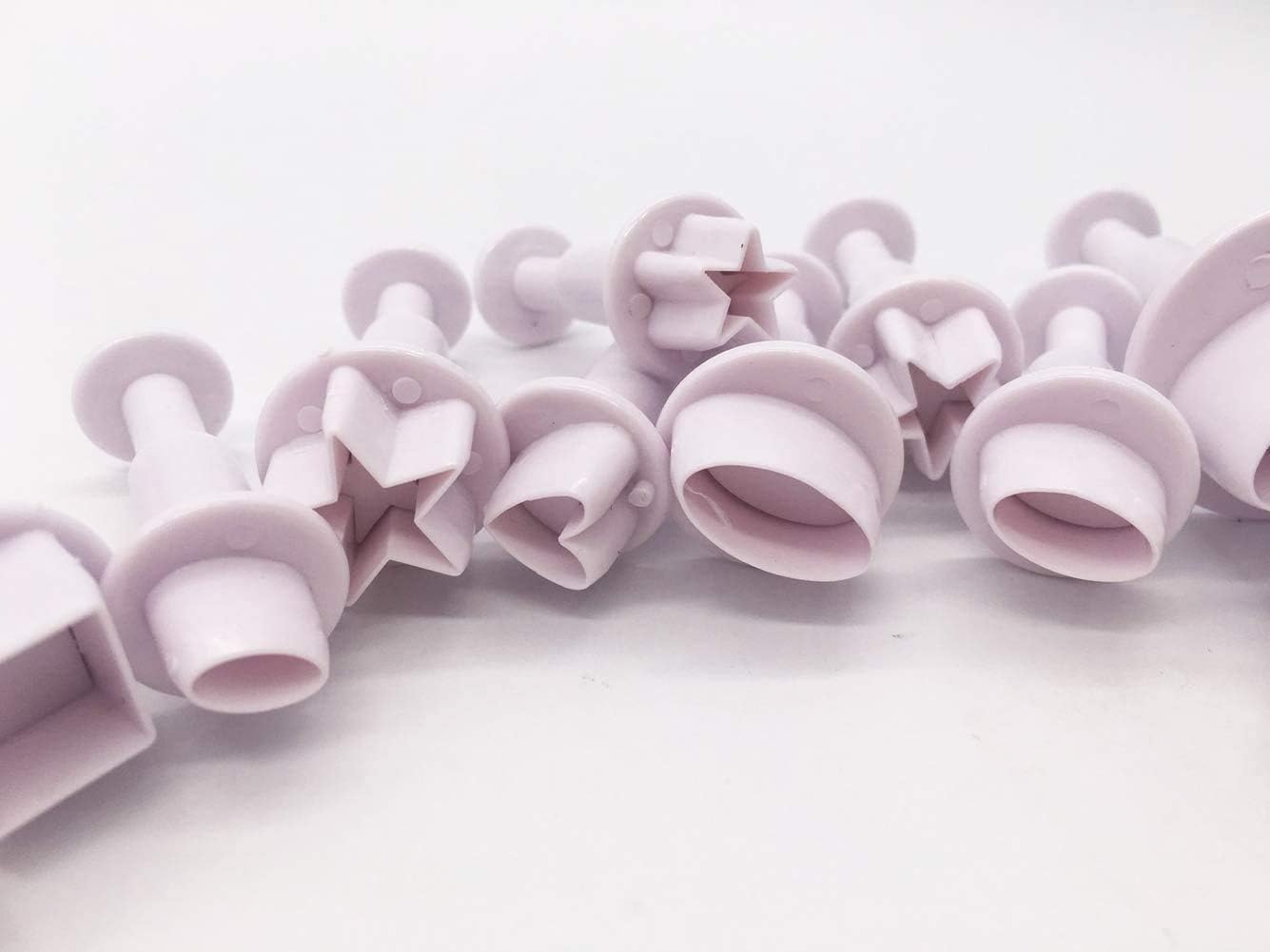 Fondant Cutter – Juego de 13 cortadores geométricos para diseño de tartas, corazón ovalado cuadrado redondo, tamaño pequeño, mediano y grande