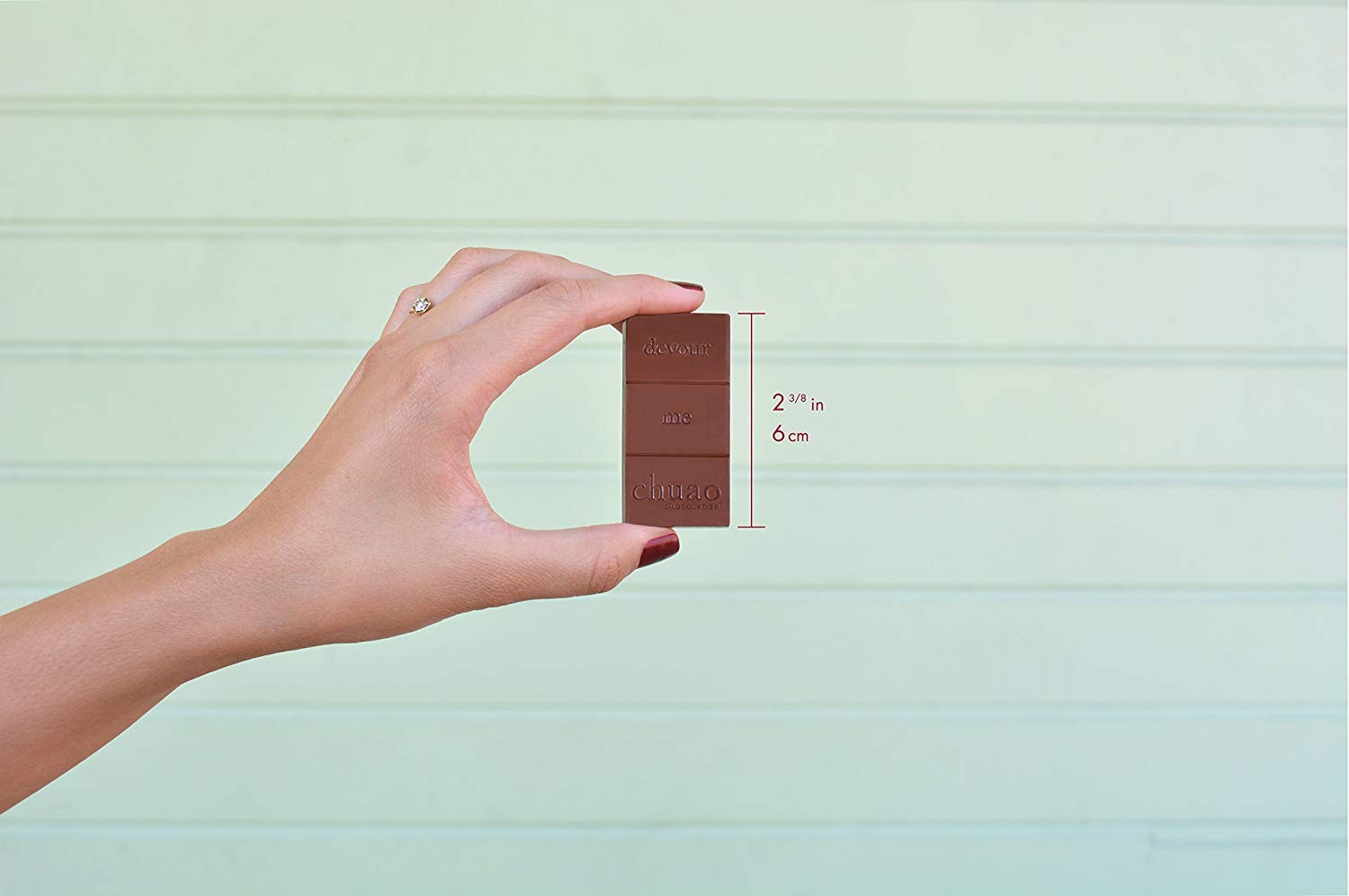 Chuao Chocolatier – Chocolate artesano, set de regalo con 24 barras mini