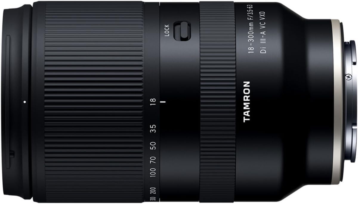 Tamron Lente Di III-A VC VXD de 0.709-11.811 in f3.5-6.3 para Sony E Mount Bundle con filtro UV de 2.638 in + suministros de limpieza de cámara +