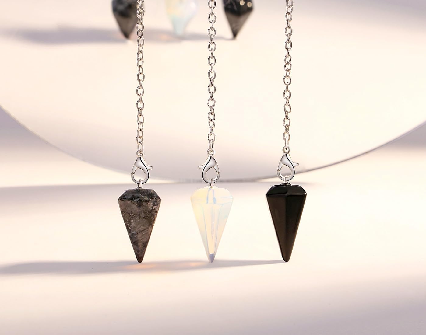 DUQGUHO Juego de 3 péndulos de cristal de brujería, accesorios Wiccan, herramientas de adivinación, ópalo natural, labradorita, obsidiana, cristal