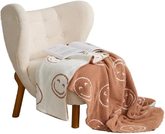 Manta de punto de microfibra esponjosa súper suave y bonita con cara sonriente, afelpada, ligera, ligera, para sofá y cama, 69 x 40 pulgadas (color