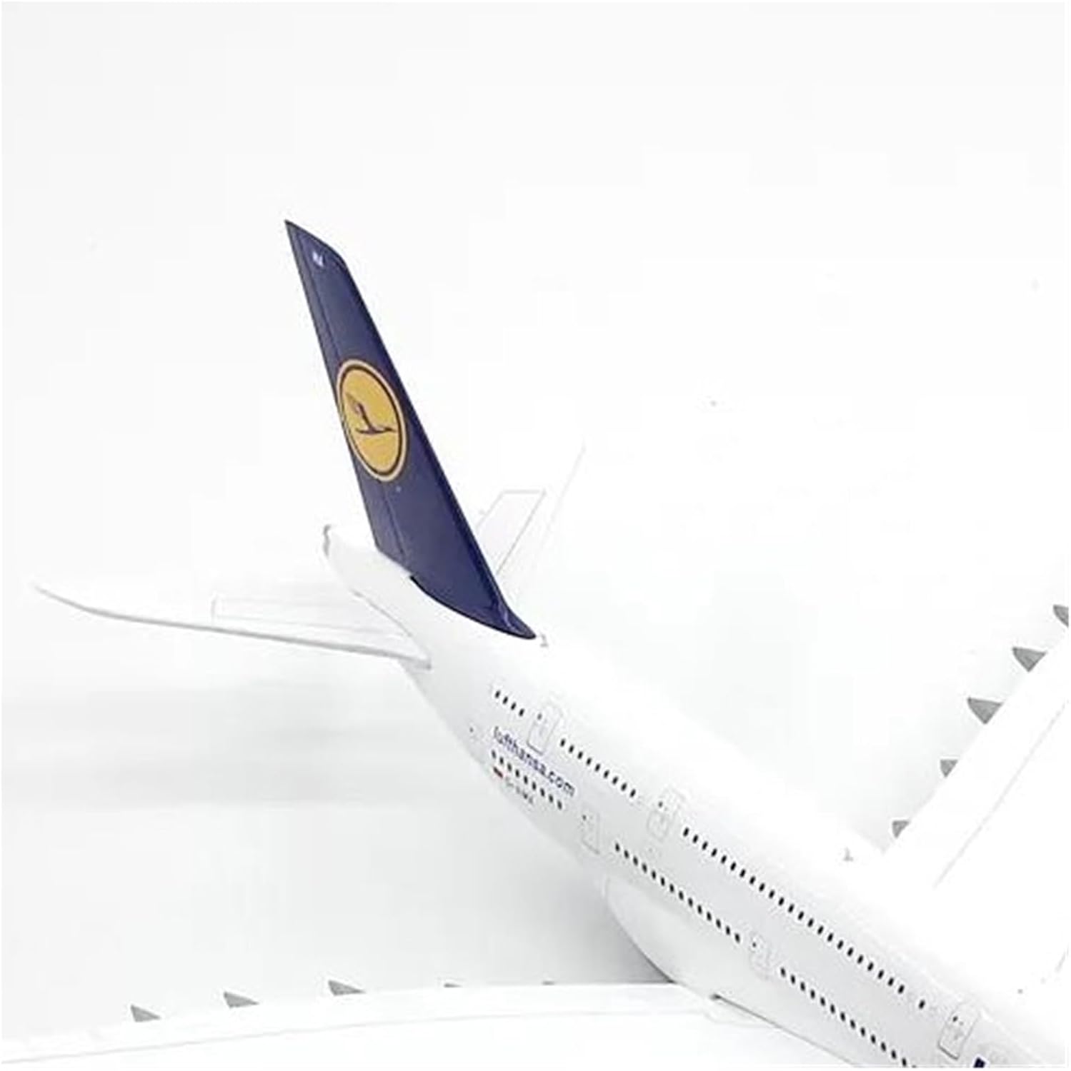 Scale Airplane Model 1400 for Lufthansa Airbus A380 Aircraft Model Alloy Finished Aircraft Model Scale Airplane Model Exquisite Collection Gift