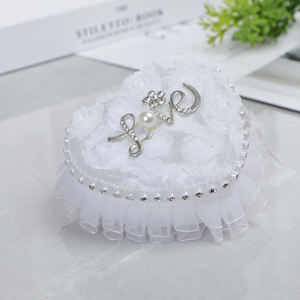 yuanxue Caja de soporte para anillo de boda en forma de corazón, almohada romántica para portador de anillo de encaje blanco, cojín romántico de