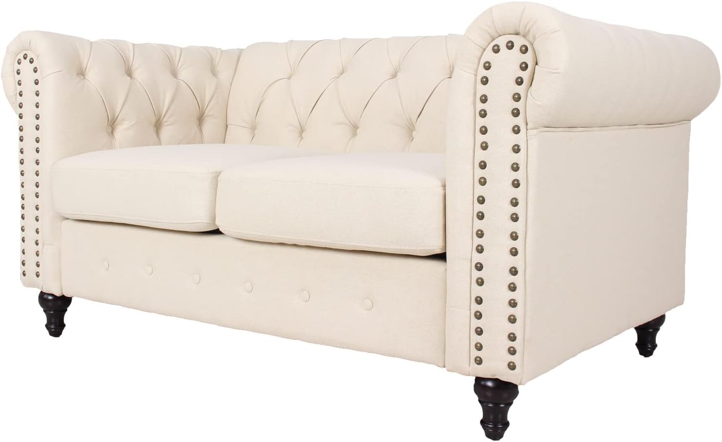 Sofá Chesterfield tradicional de lino con decoración de remaches y patas de madera para sala de estar, color crema