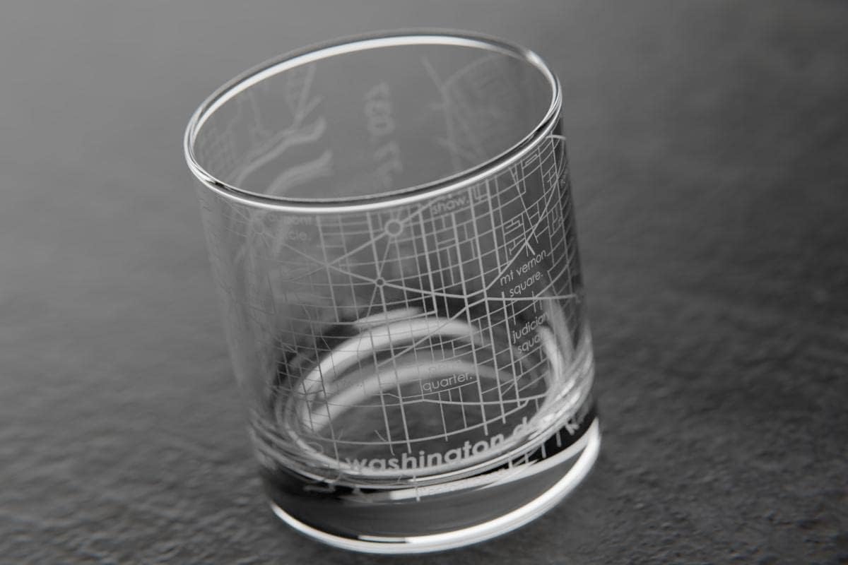 Well Told Vaso grabado de Washington DC Map Rocks, vidrio de whisky antiguo (11 onzas, transparente), regalo para los amantes del whisky