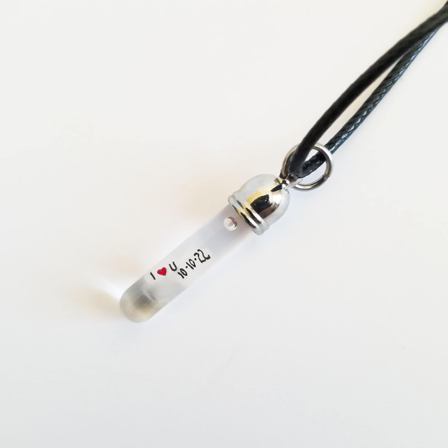 Name on a grain of rice necklace, keychain, your name written on a grain of rice, unique gift for Christmas gift.
