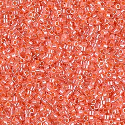 Miyuki Delica 110 Perlas de semillas cilíndricas – Salmón Ceilán – DB0235 0.18 oz