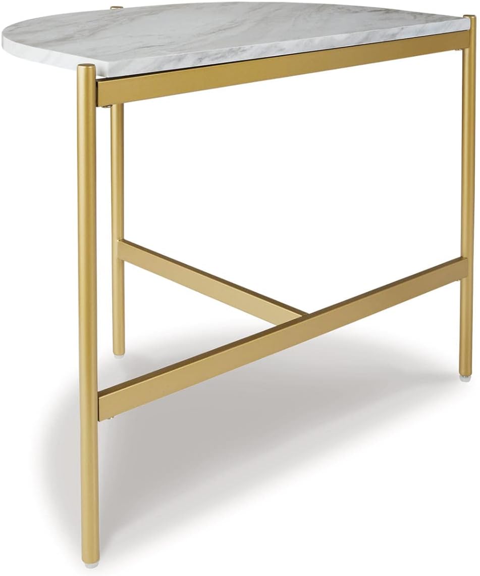 Signature Design by Ashley Wynora – Mesa auxiliar contemporánea de media luna con parte superior de mármol sintético, color blanco y dorado