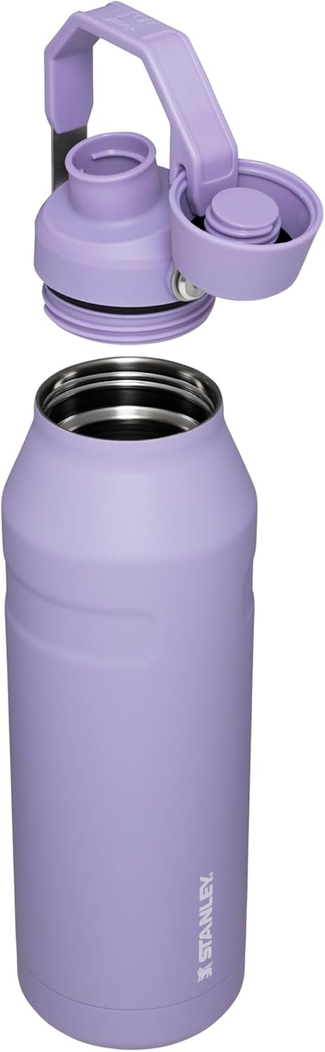 Stanley IceFlow – Botella de agua de flujo rápido de 16 a 50 onzas, tapa de boquilla en ángulo, ligera y a prueba de fugas para viajes y deportes,