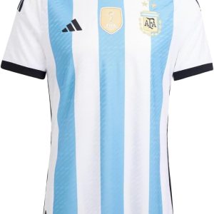 adidas Camiseta auténtica de 3 estrellas de fútbol Argentina 2022 para hombre – Celebra el número tres y vístete como un campeón del mundo adidas Camiseta auténtica de 3 estrellas de fútbol Argentina 2022 para hombre – Celebra el número tres y vístete como un campeón del mundo